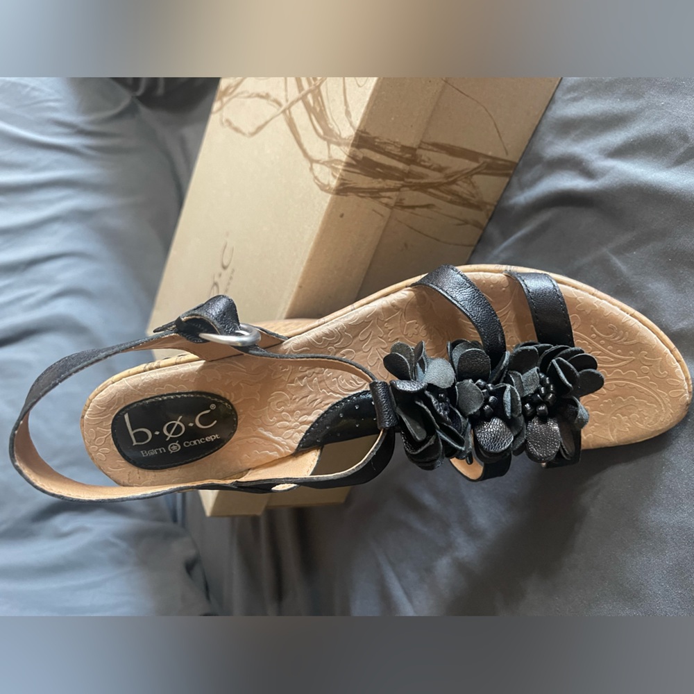 New gently used (worn for an hour)! BOC Fiore wedge sandals
